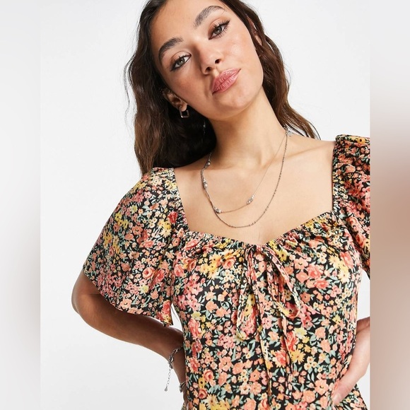 NWT TopShop Floral Maxi Satin Flutter Sleeve Dress- US 6 - Picture 2 of 9